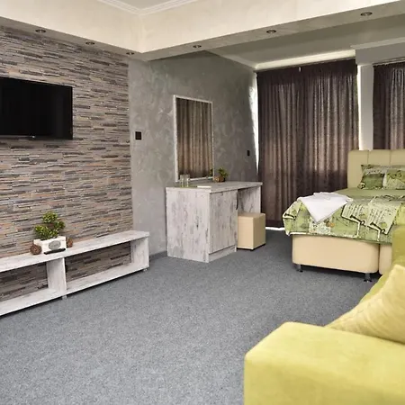Amigo Apartment *